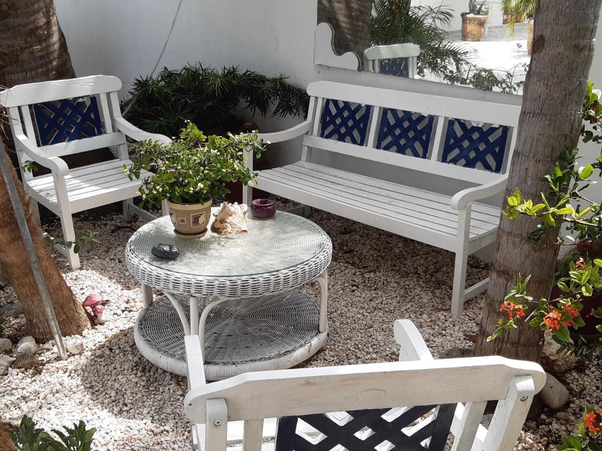 Aruba Harmony Apartments Ораниестад Екстериор снимка